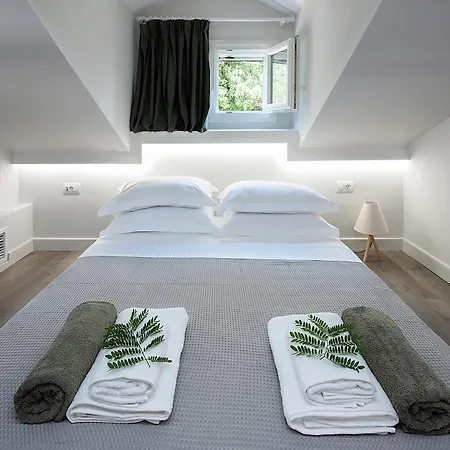 Gem In Corfu * Virósz